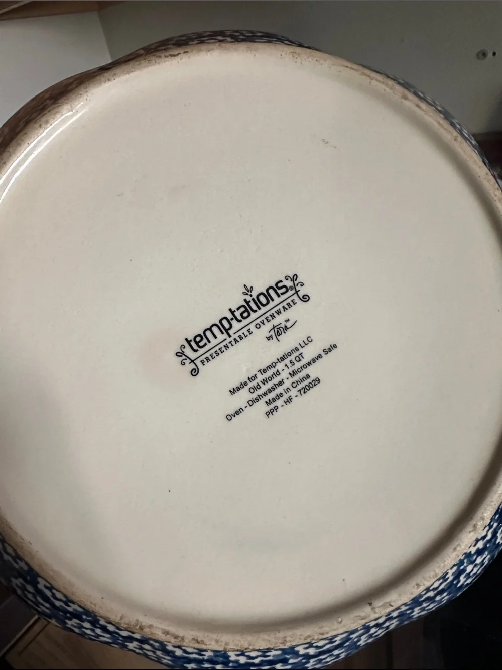 Temp-Tations Bakeware Old World Blue Christmas Tree replacement pieces.